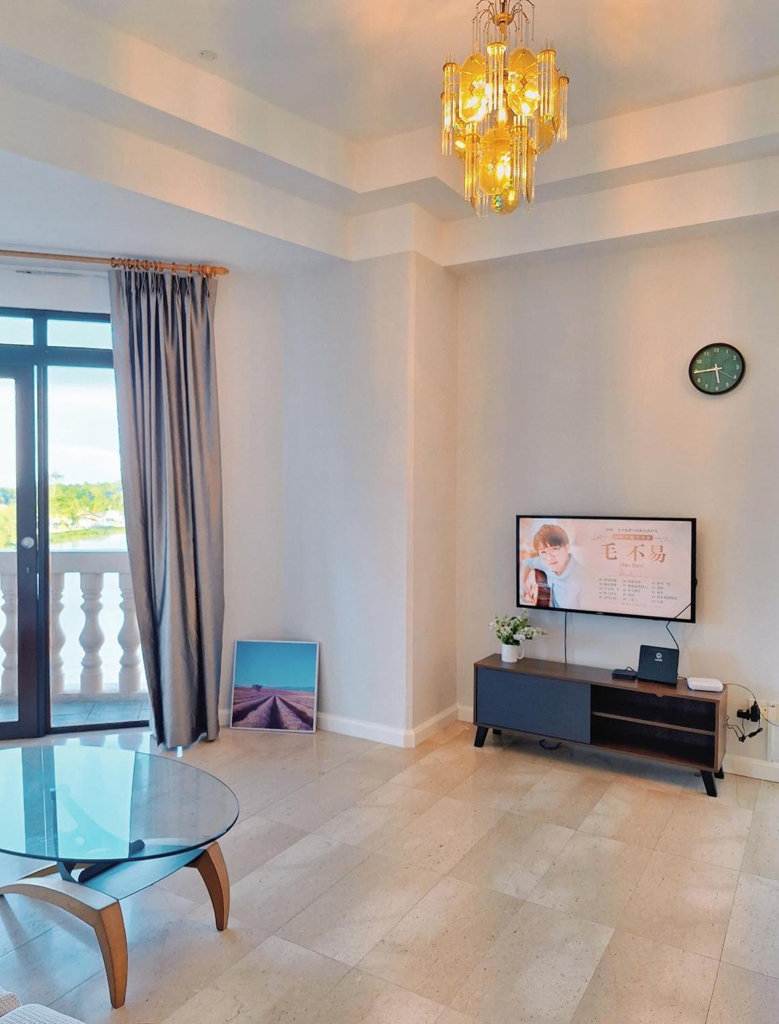 Cozzzy Hut Riverbank Suites Kuching With Spectacular River View ภายนอก รูปภาพ