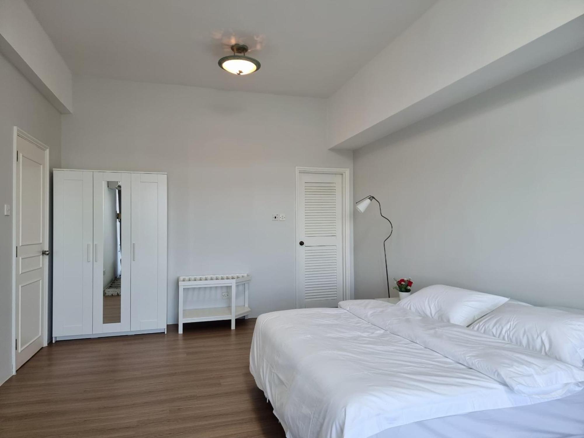 Cozzzy Hut Riverbank Suites Kuching With Spectacular River View ภายนอก รูปภาพ